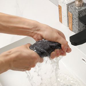 <span class=keywords><strong>Serviette</strong></span> <span class=keywords><strong>de</strong></span> nettoyage automobile en microfibre 40x40CM 300GSM, tissu <span class=keywords><strong>de</strong></span> <span class=keywords><strong>couture</strong></span> hautement absorbant pour le lavage et l'entretien des voitures - Product Image 3