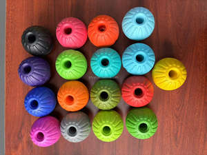 Köpekler kediler için lüks 7cm çevre dostu agresif çiğnemek oyuncak küçük hayvanlar dayanıklı silikon evcil hayvan topu diş temizleme özelliği EVA - Product Image 3