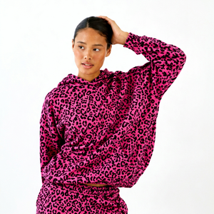 Premium <b>Women's</b> <b>Pink</b> Leopard Print Winter Season Soft Hoodie Wholesale Oversized Streetwear Fashionable <b>Hoodies</b> For <b>Women's</b> Wear - Product Image 1