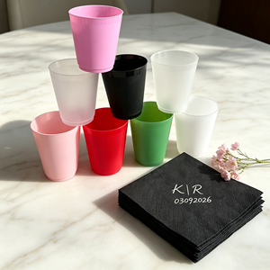 Gobelets de stade personnalisés en plastique imperméable de 16 oz, effet givré, impression numérique pour les cadeaux de mariage, les fêtes nuptiales, les cadeaux d'entreprise - Product Image 1