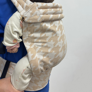 PABELY Mochila Porta Bebés Ergonómica de Tejido Jacquard Certificada CPC, Capacidad de Carga de 20kg para Bebés de 0-3 Años - Product Image 2