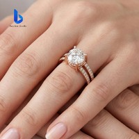 Bague de fiançailles en or 18 carats avec diamant de laboratoire, 4 griffes, tige fendue et pierres latérales, pour femme
