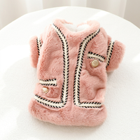 Vente en gros de manteaux en fausse fourrure pour chiens et chats, en coton et polyester, style classique, doux et chauds pour l'hiver, pour chiots et petits chiens, vente directe d'usine OEM