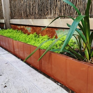 Brick Effect Sustainable Garden Edging Hammer einfach mit den angebrachten Pfählen Rasen oder Blumenbeet Grenze L45cmxH15cm - Product Image 1