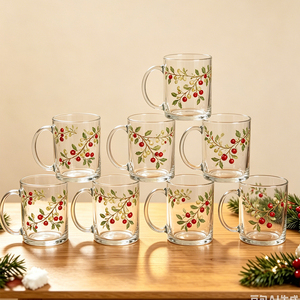Tasses à café vintage en verre transparent avec motif de baies de houx dorées, élégantes tasses décoratives de Noël - Product Image 3