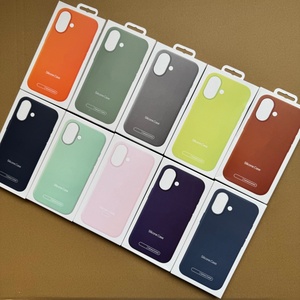 Coque en silicone tendance de luxe pour iPhone 17 Pro Max – Housse de protection personnalisée en silicone liquide magnétique souple - Product Image 3