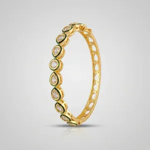 Bracelet de mariée indien Kundan Kada plaqué or, orné de pierres, bijoux de mariage traditionnels, vente en gros - Product Image 1