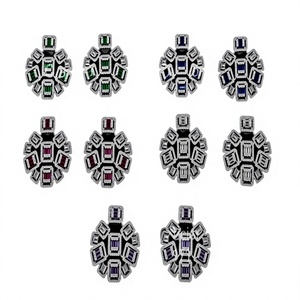 Boucles d'oreilles clous tendance en laiton plaqué argent et zircon de qualité supérieure pour femme, idéales pour les soirées - Product Image 2