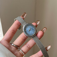 Vente chaude Rétro Style Britannique Montre À Quartz Blé Bracelet D'oreille Bleu Mère Perle Casual Mode En Acier Inoxydable Bande Pointeur Cadran