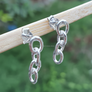 ต่างหูเพชรดีไซน์เรียบง่ายทำด้วยมือทำจากเงินแท้ของ925พร้อมสร้อยคอไข่มุกชุบทอง - Product Image 1