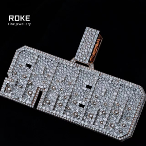 Ciondolo Personalizzato con Diamanti Iced Hip Hop Rapper, Mosaico Intarsiato, Diamante Coltivato in Laboratorio, Iniziale <span class=keywords><strong>Nome</strong></span>, Catena in Oro Bianco 9K-14K, Gioielleria Fine - Product Image 1
