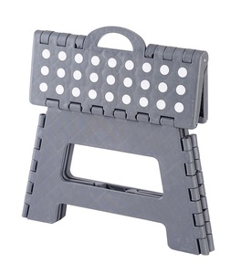 <span class=keywords><strong>Tabouret</strong></span> pas pliant en <span class=keywords><strong>plastique</strong></span> antidérapante EN14183, certifié avec poignée <span class=keywords><strong>de</strong></span> transport, parfait <span class=keywords><strong>pour</strong></span> les enfants et les adultes à l'extérieur - Product Image 5