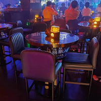 Table haute et chaises de bar vintage personnalisées en acier inoxydable avec plateau en verre