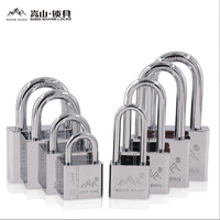Cadenas à clé carré chromé