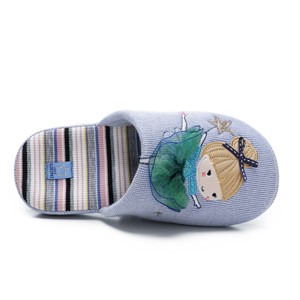 CORIFEI Nuovi Pantofole Invernali di Design Super Calde Carine con Cartoni Animati per Bambine Leggere Antiscivolo Moda Trendy per Uso Interno - Product Image 4