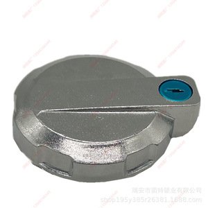 Bouchon de réservoir de carburant Jeep verrouillable 77301-87309 en alliage de zinc argenté pour Jeep Wrangler S88, pièce de rechange - Product Image 2