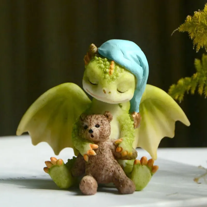 Z13748A Resin dragon figure with hat Cute statue handcraft dragon figurine with teddy toy