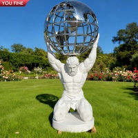 YOUFINE Marbre Atlas Tenant Monde Sculpture Figure Mythologique avec Globe pour Campus Extérieur Espace Public Art Décor