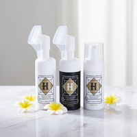 Bouteilles en mousse écologiques conçues pour les brosses nettoyantes pour le visage, flacons en plastique vides avec impression sérigraphique, pulvérisateur à pompe PET, Guangdong Little