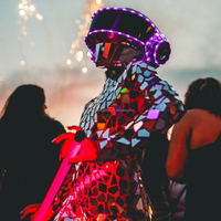 Costume de scène lumineux LiqVis avec miroir LED rechargeable et casque pour la danse et les événements nocturnes
