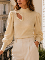 Pull en tricot à col montant pour femme, orné de perles, à manches bouffantes découpées, en tricot doux