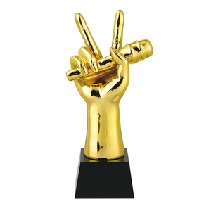 Oneway Wholesale Transparency Crystal Award Cup Custom Creative Crystal Microphone <b>Music</b> Trophy - Product Image 4