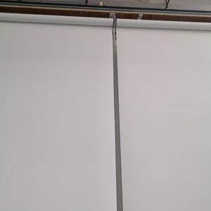 ستائر دوارة كهربائية مدمجة 2 في 1 للحماية من الشمس والتعتيم مع كورنيش، مصنوعة حسب الطلب في الصين - Product Image 6