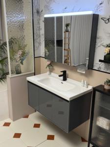 Modern Wall-Mounted Bathroom Vanity with <b>Smart</b> <b>Mirror</b> & Ceramic Basin, Waterproof Plywood, Eco-Friendly - Product Image 1