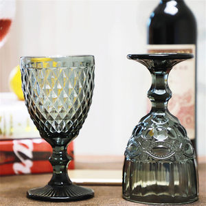 Verres <span class=keywords><strong>à</strong></span> vin gobelet bleus rétro en <span class=keywords><strong>verre</strong></span> épais de style bohème vintage, verres <span class=keywords><strong>à</strong></span> <span class=keywords><strong>eau</strong></span> pressés avec motif coloré en spray - Product Image 3