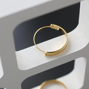 Pendientes de Aro Grandes con Forma de Número Geométrico Clásico y Moderno, de Acero Inoxidable Chapado en Oro Real de 18K, Joyería de Moda para Mujer, Ideales para Fiestas - Product Image 3
