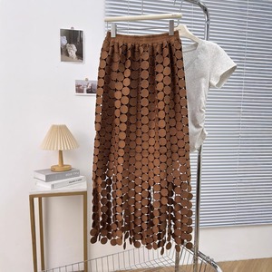 Gonna Lunga da Donna Tinta Unita con Vita Naturale e Nappe Rotonde Traforate - Product Image 2