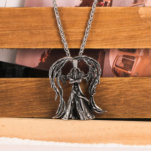 Collier pendentif ailes d'ange en acier inoxydable, personnage de dessin animé argenté, bijoux de mode pour hommes SP1118 - Product Image 1