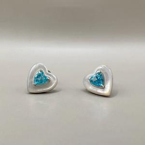 Pendientes de Plata de Ley S925, Diseño Retro de Lujo, Color Azul Marino, Forma de Corazón, Concha Blanca, Diseño de Nicho de Alta Gama, Joyería de Cristal - Product Image 2