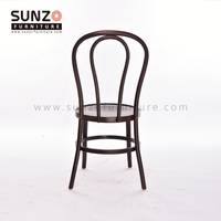 Chaise Thonet en bois courbé de noyer en bois massif pour événement de mariage chaise de salle à manger