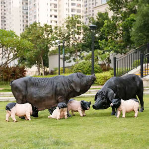 ガーデンレジン工芸品 ファイバーグラス製豚の置物 動物の装飾 かわいい等身大レジンガーデン豚の置物 - Product Image 3