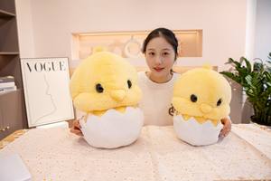 ตุ๊กตาไก่ยัดนุ่นรูปสัตว์น่ารักสีเหลืองมาใหม่นุ่มน่ารักน่ารักทำจากผ้าฝ้าย PP ใส่สบายใช้งานได้จริง - Product Image 4