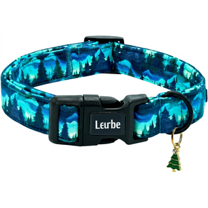 Collar para Perro con Estampado de Bosque Azul, Hebilla de Poliéster, Adorno Personalizado de Árbol de Navidad, a la Moda para Perros - Product Image 1
