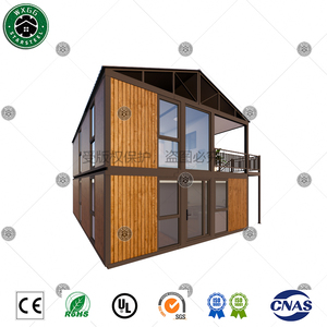Casa Prefabricada Modular de Dos Pisos, Completamente Revestida en Madera, con Techo a Dos Aguas, Escaleras Exteriores y Balcón, Multi-Habitación - Product Image 3