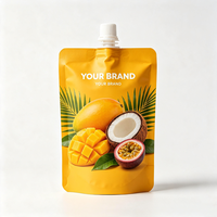 Pochette à bec verseur jaune imprimée sur mesure avec bouchon à vis, sac en plastique de qualité alimentaire pour l'emballage de jus tropicaux, mangue, noix de coco, boissons