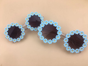 2023 modello genitore-figlio nuovi occhiali da sole fiore piccoli fiori margherita ragazzi e ragazze 1-6 anni modello adulto occhiali da sole carini - Product Image 6