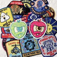 Insignes de patch brodés en tissu personnalisé de vastes cadeaux fer sur patchs de broderie Patch tissé pour vêtements