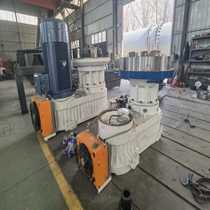 Máquina de Pellets de Anillo Vertical de 220KW con Estructura Sólida - Product Image 1