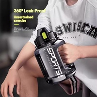 Grote capaciteit sportwaterfles, direct drinkbaar, plastic, gym, fitness, outdoor, draagbare waterfles met riem en thee-infuser