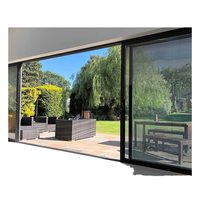 Portes coulissantes en alliage d'aluminium à cadre ultra fin et étroit, design dernier cri, avec vue panoramique pour l'entrée et l'extérieur des villas