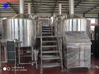 Équipement complet de brasserie de grande capacité, cuves de fermentation en acier inoxydable de 2000 L pour brasserie et pub, garantie de 5 ans
