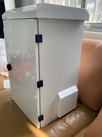 Boîtier de commande YanGao, boîtier de commande en acier personnalisé non standard avec capuchon anti-pluie et trous de ventilation IP65