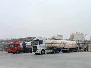 MBCT THF (C4H8O) Kelas Standar Kemurnian Tinggi 99,85% Cairan Transparan Pelarut Unggulan Dalam Kemasan Tangki ISO Besar - Product Image 2