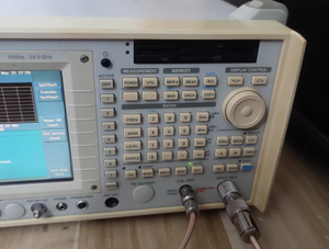 <span class=keywords><strong>Advantest</strong></span> R3273 100 Hz ~ 26.5 GHz 스펙트럼 분석기 사용 - Product Image 2