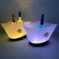 Affichage de bouteille de cocktail de bière Champagne seau à glace illuminé par LED en plastique rechargeable avec logo personnalisé pour la barre de fête de boîte de nuit