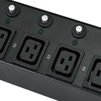 Rack de prises triphasé WYE 125A 415V/240V 18 voies IEC320 C19 avec protection contre les surcharges
